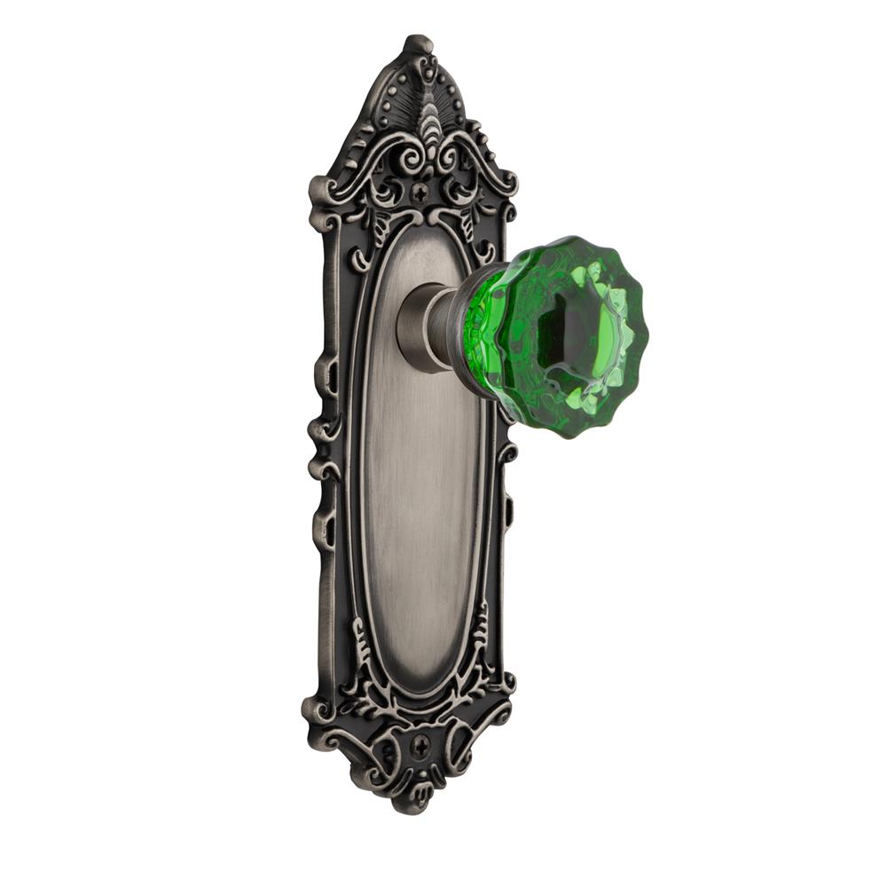 Nostalgic Warehouse VICCRE Colored Crystal Victorian Plate Passage Crystal Emerald Glass Door Knob in Antique Pewter